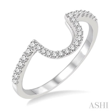 1/4 Ctw Round Cut Diamond Wedding Band in 14K White Gold